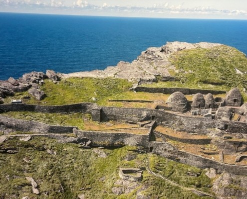 beehive huts on skellig michael from above